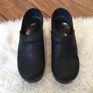 Dansko black oiled clog size 39